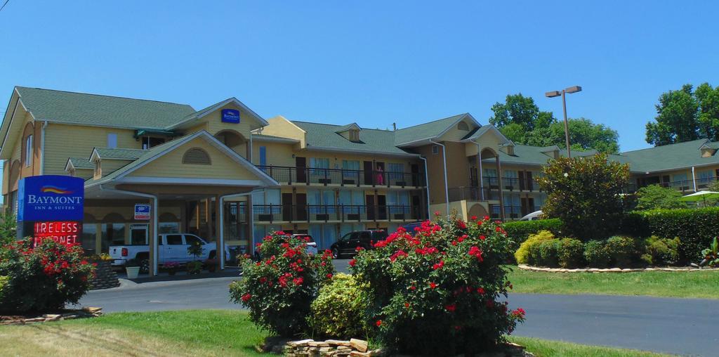 Baymont By Wyndham Sevierville Pigeon Forge Экстерьер фото