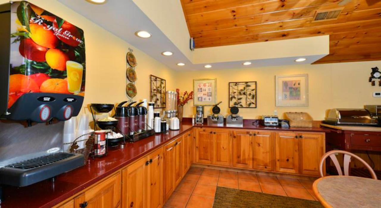 Baymont By Wyndham Sevierville Pigeon Forge Экстерьер фото